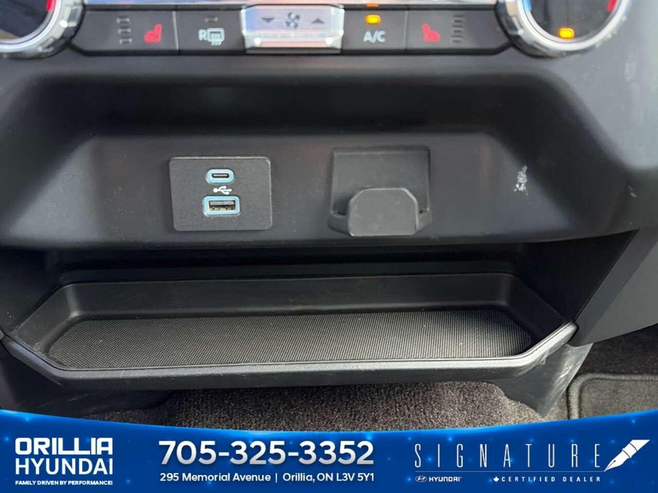 2022 Ford F-150 XLT 4WD SuperCrew 6.5' Box Photo