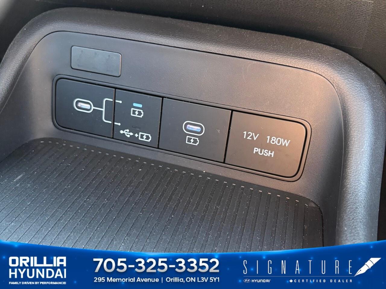 2025 Hyundai KONA 2.0L Essential AWD Photo