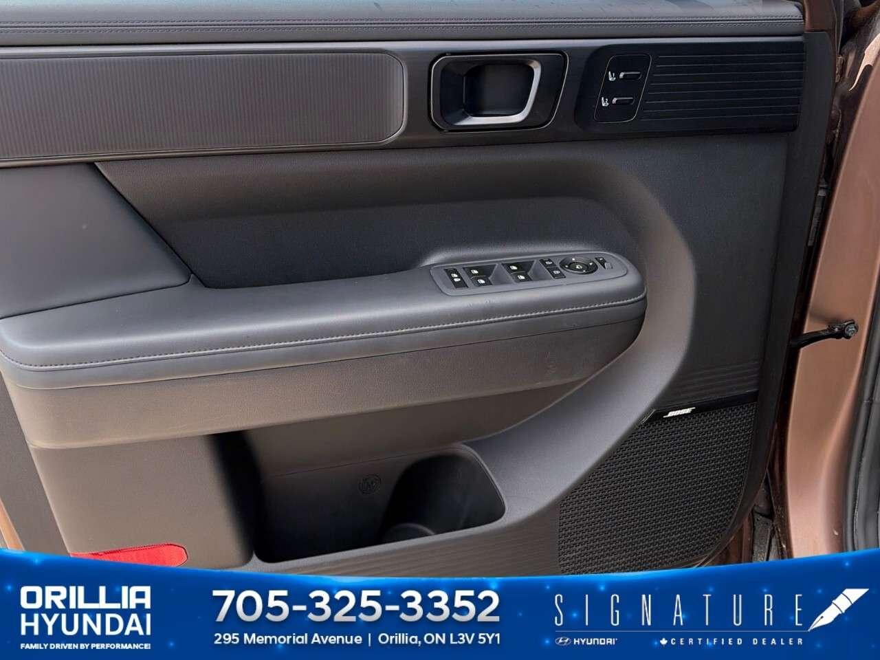 2024 Hyundai Santa Fe ULTIMATE CALLIGRAPHY AWD Photo