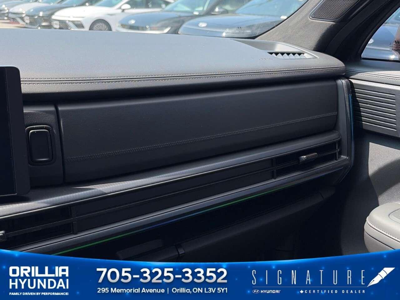 2024 Hyundai Santa Fe ULTIMATE CALLIGRAPHY AWD Photo