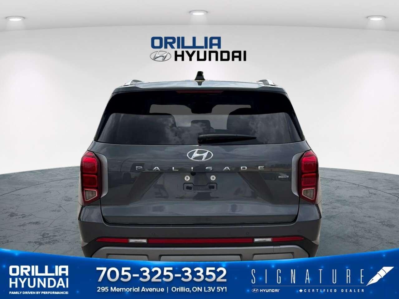 2023 Hyundai PALISADE Preferred 8-Passenger AWD Photo