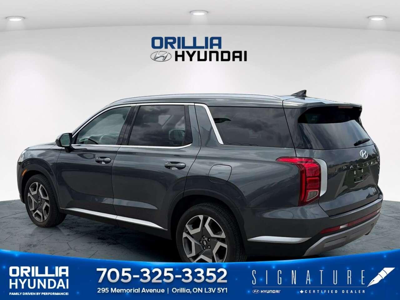 2023 Hyundai PALISADE Preferred 8-Passenger AWD Photo