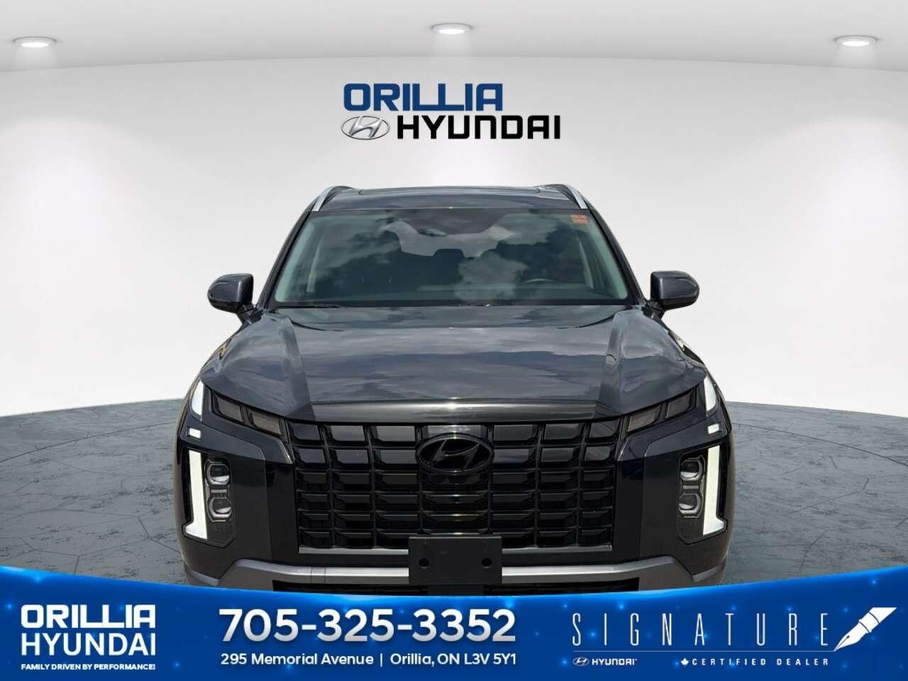 2023 Hyundai PALISADE Preferred 8-Passenger AWD Photo