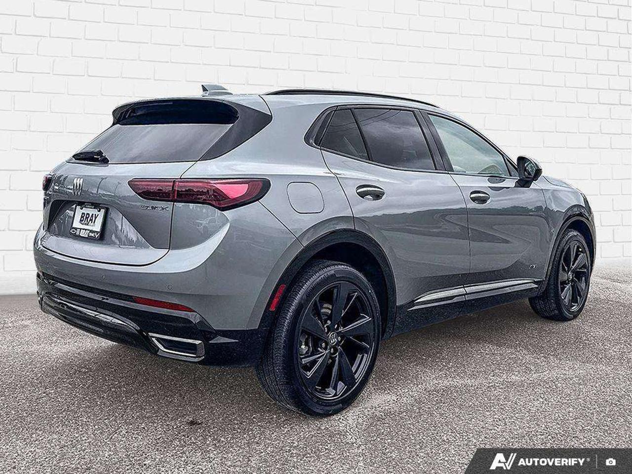 2024 Buick Envision PANORAMIC MOONROOF. WIRELESS PHONE CHARGING. HD SURROUND VISION. HEATED BACK SEATS. Photo