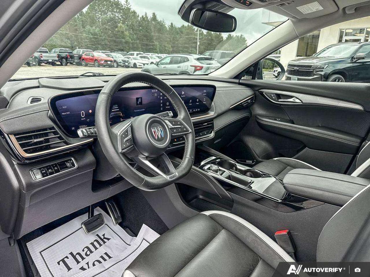 2024 Buick Envision PANORAMIC MOONROOF. WIRELESS PHONE CHARGING. HD SURROUND VISION. HEATED BACK SEATS. Photo