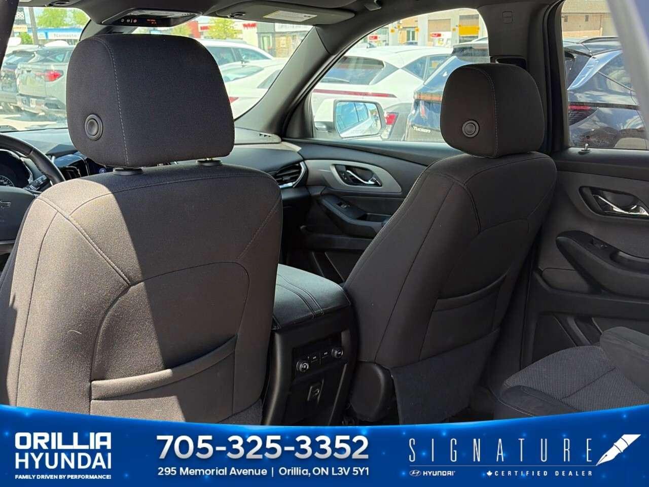 2023 Chevrolet Traverse AWD 4dr LT Cloth w/1LT Photo
