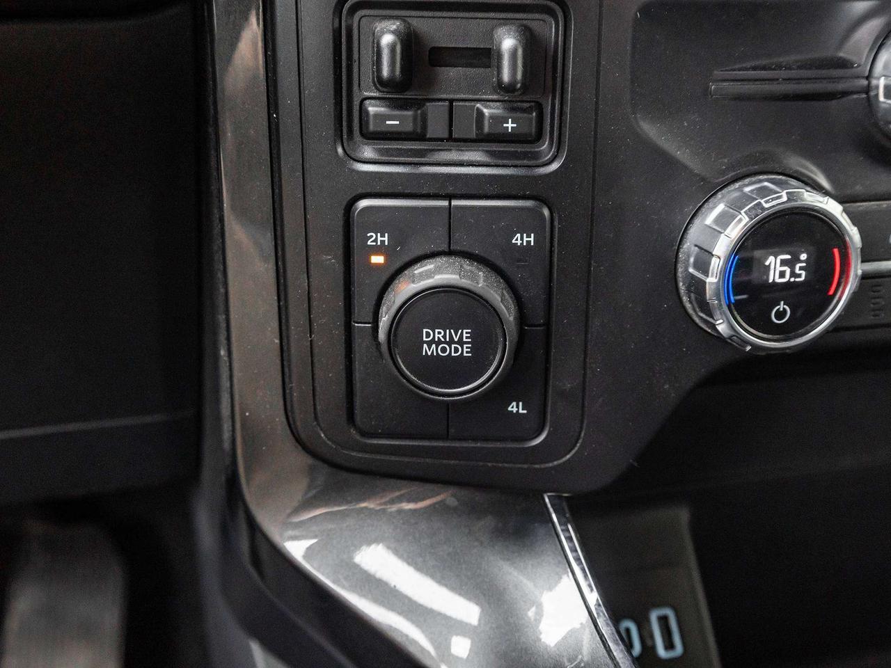 2021 Ford F-150 XLT   NAVI  CAMERA SIDE STEPS Photo