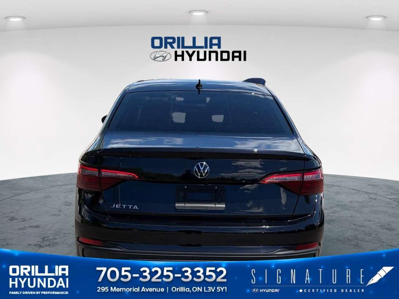 2022 Volkswagen Jetta TRENDLINE AUTO Photo2