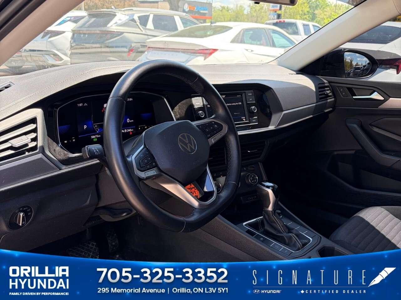 2022 Volkswagen Jetta TRENDLINE AUTO Photo