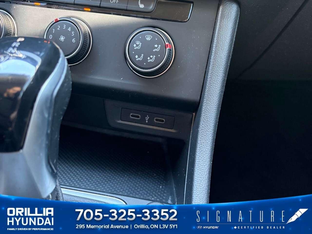 2022 Volkswagen Jetta TRENDLINE AUTO Photo