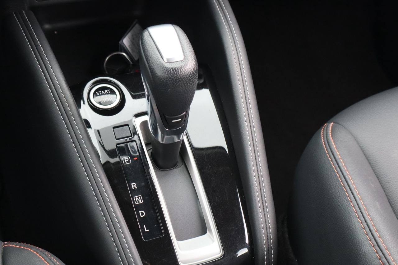 2019 Nissan Kicks SR   No Accident   360 Camera   Clean Carfax   One Photo