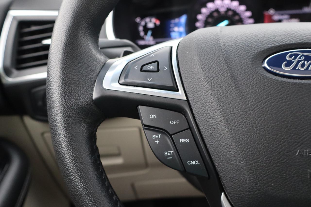2016 Ford Edge Titanium V6 AWD   No Accident   One Owner   Clean Photo