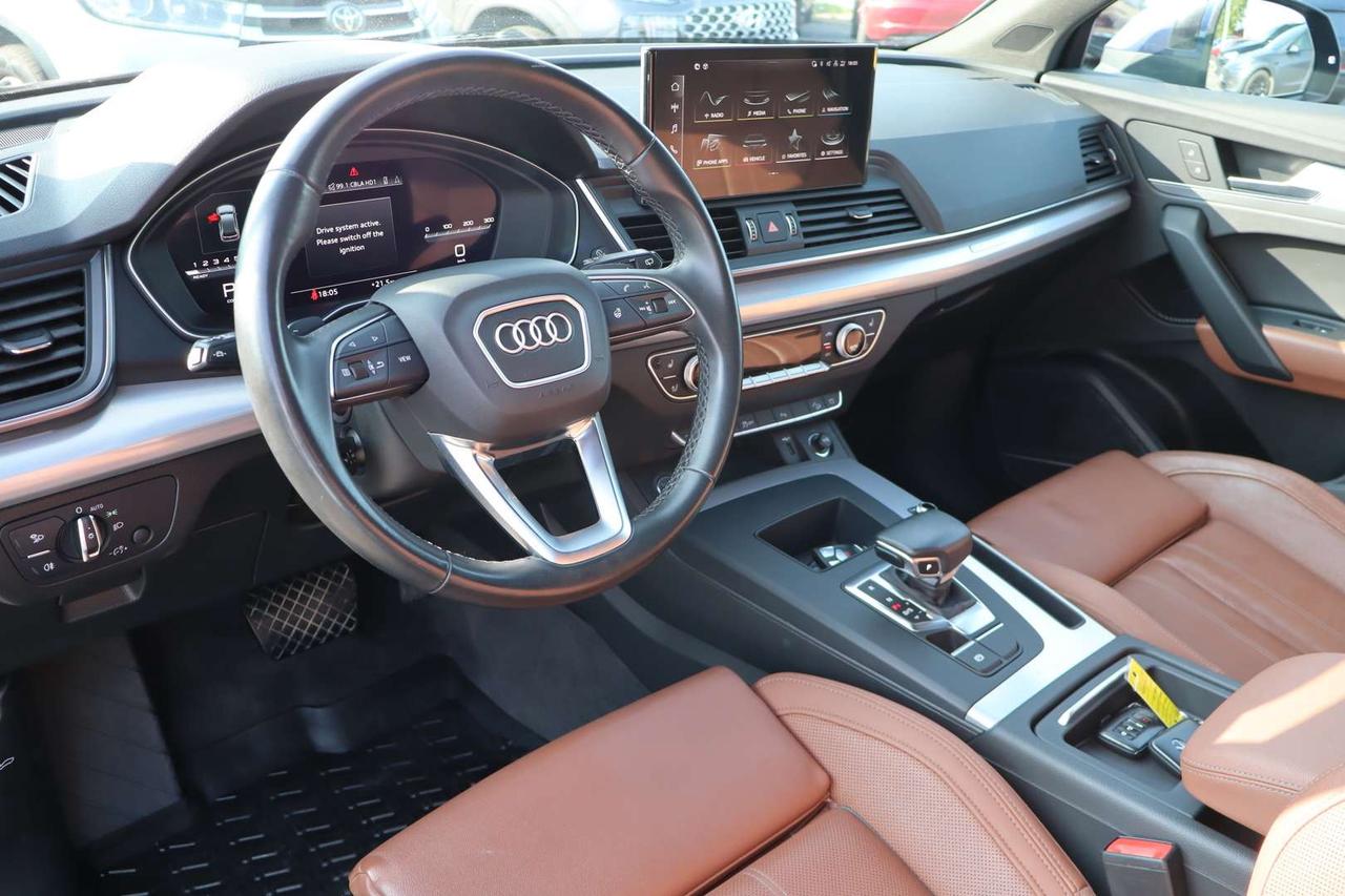 2022 Audi Q5 2.0T Technik quattro   No Accident   Ventilated Seats Photo