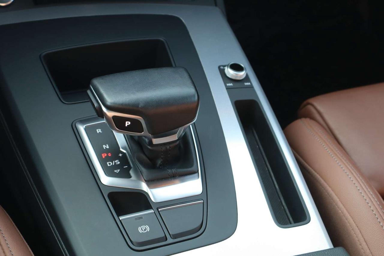 2022 Audi Q5 2.0T Technik quattro   No Accident   Ventilated Seats Photo