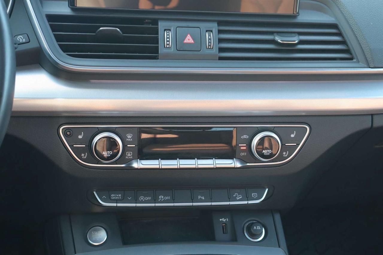 2022 Audi Q5 2.0T Technik quattro   No Accident   Ventilated Seats Photo