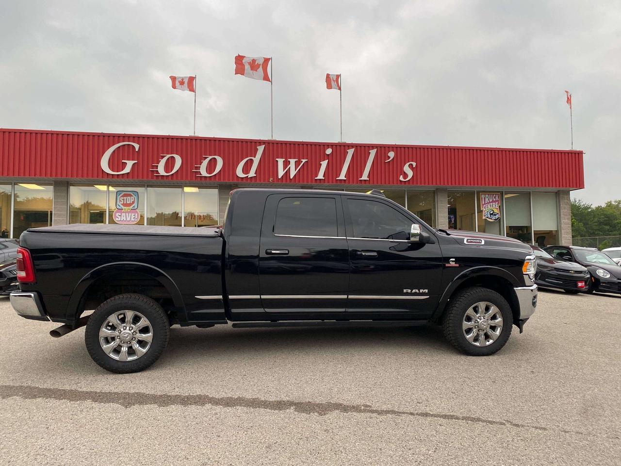 2019 RAM 2500 LTD, DIESEL, REMOTE START, SUNROOF, BACK UP CAM! Photo