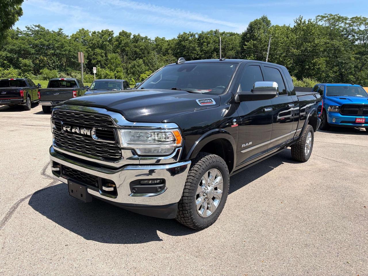 2019 RAM 2500 LTD, DIESEL, REMOTE START, SUNROOF, BACK UP CAM! Photo