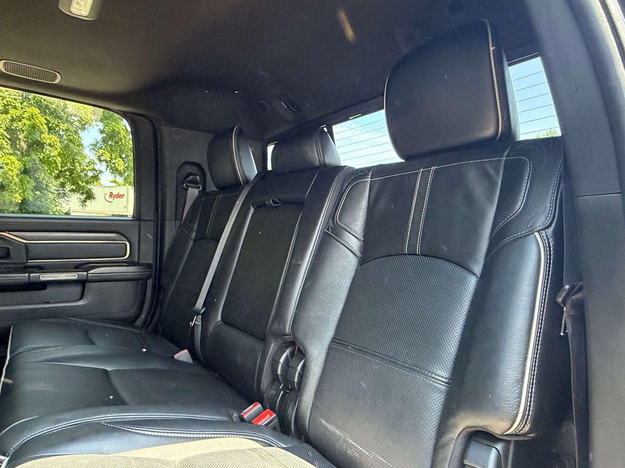 2019 RAM 2500 LTD, DIESEL, REMOTE START, SUNROOF, BACK UP CAM! Photo