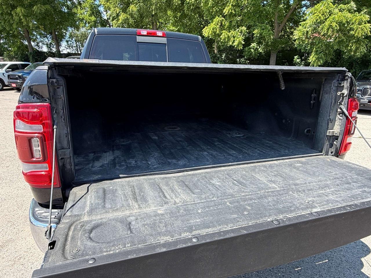 2019 RAM 2500 LTD, DIESEL, REMOTE START, SUNROOF, BACK UP CAM! Photo