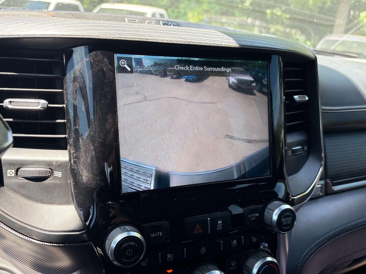 2019 RAM 2500 LTD, DIESEL, REMOTE START, SUNROOF, BACK UP CAM! Photo