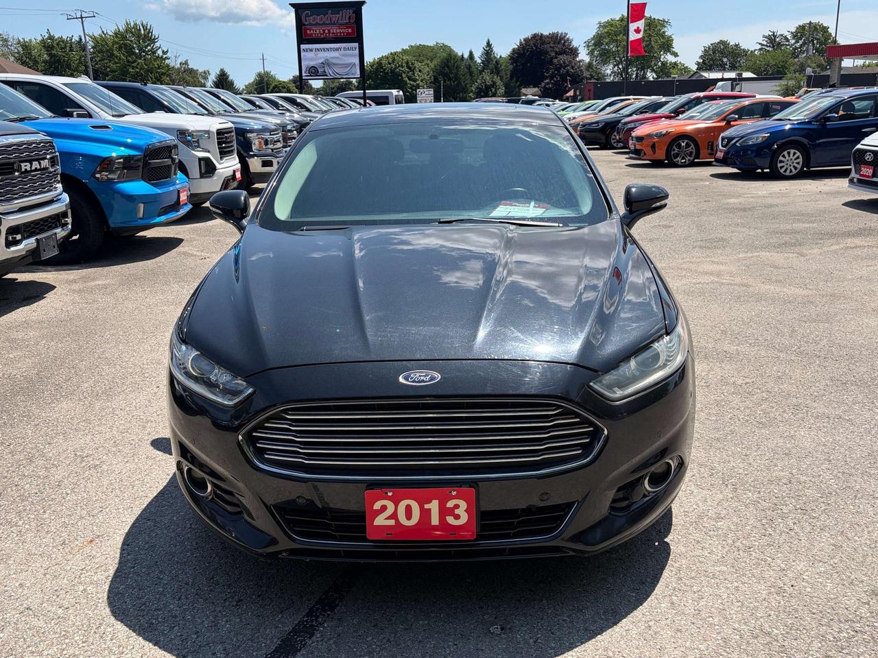 2013 Ford Fusion TITANIUM, SUNROOF, REMOTE START, LEATHER! Photo