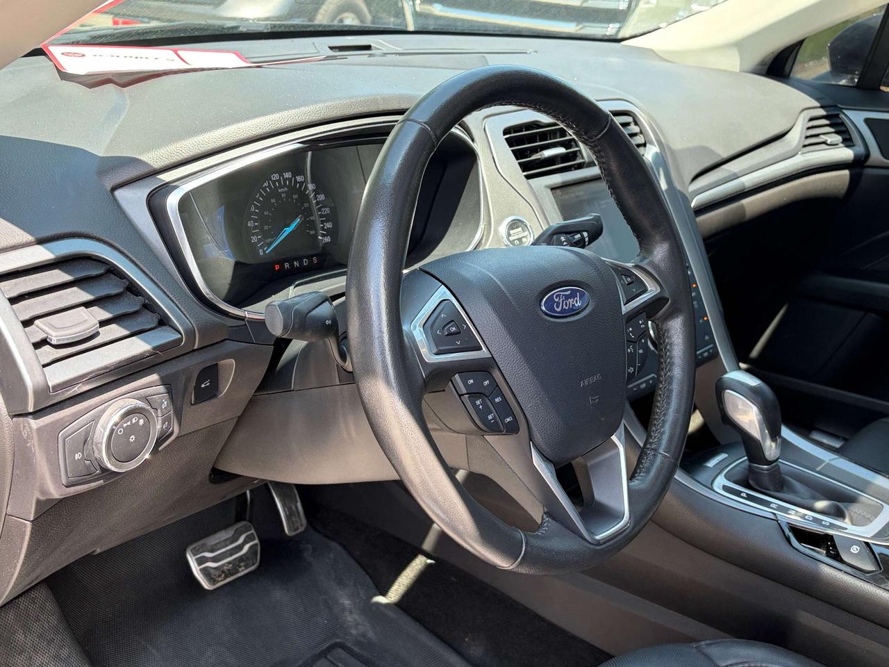 2013 Ford Fusion TITANIUM, SUNROOF, REMOTE START, LEATHER! Photo