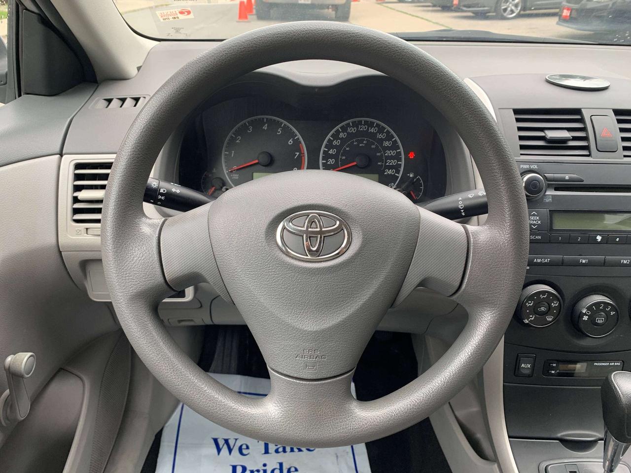 2010 Toyota Corolla CE Photo
