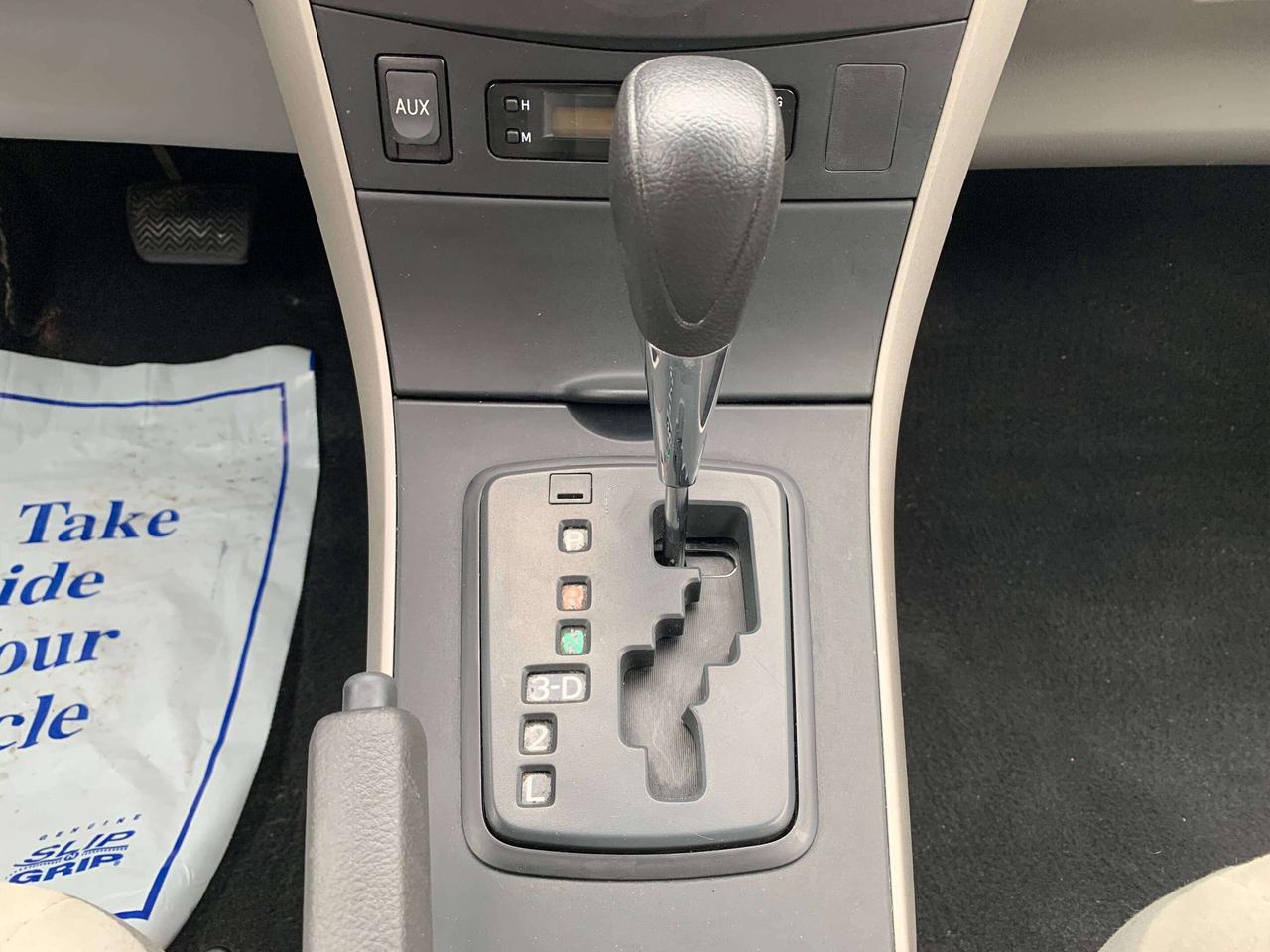 2010 Toyota Corolla CE Photo