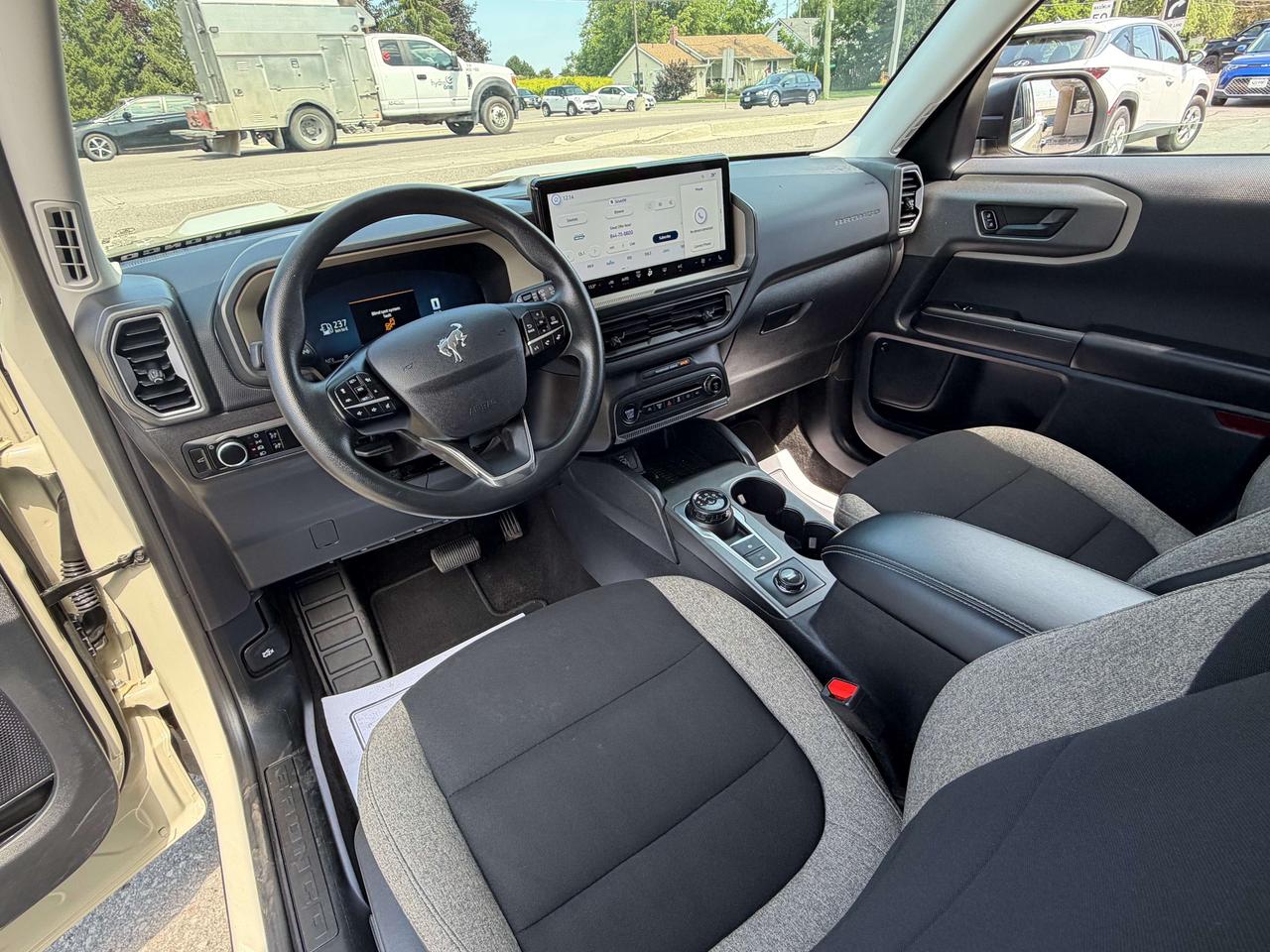2025 Ford Bronco Sport BIG BEND HEATS SEATS/BACK UP CAM/ CALL BELLEVILLE Photo