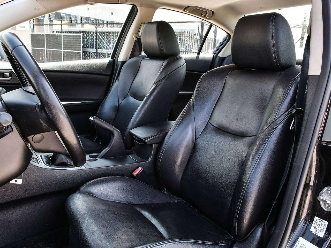2012 Mazda 3 GS  MAN   2RIMS&TIRES  23 SERVICES   LEATHER  ASIS Photo