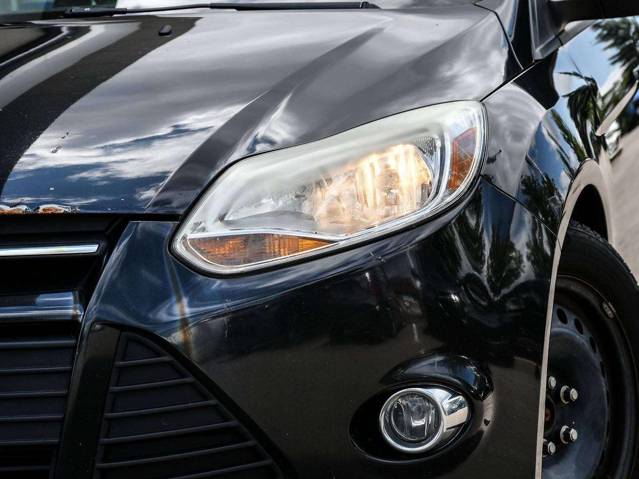 2012 Ford Focus SE   FWD   MANUAL   1 OWNER   19 SERVICES   ASIS Photo5