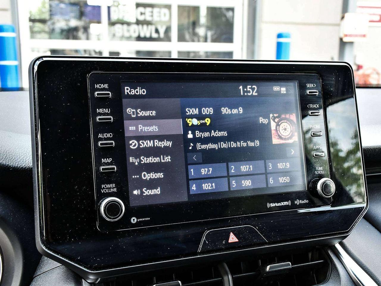2021 Toyota Venza LE   1 OWNER   CLEAN CARFAX   CAM   BT   CRUISE Photo