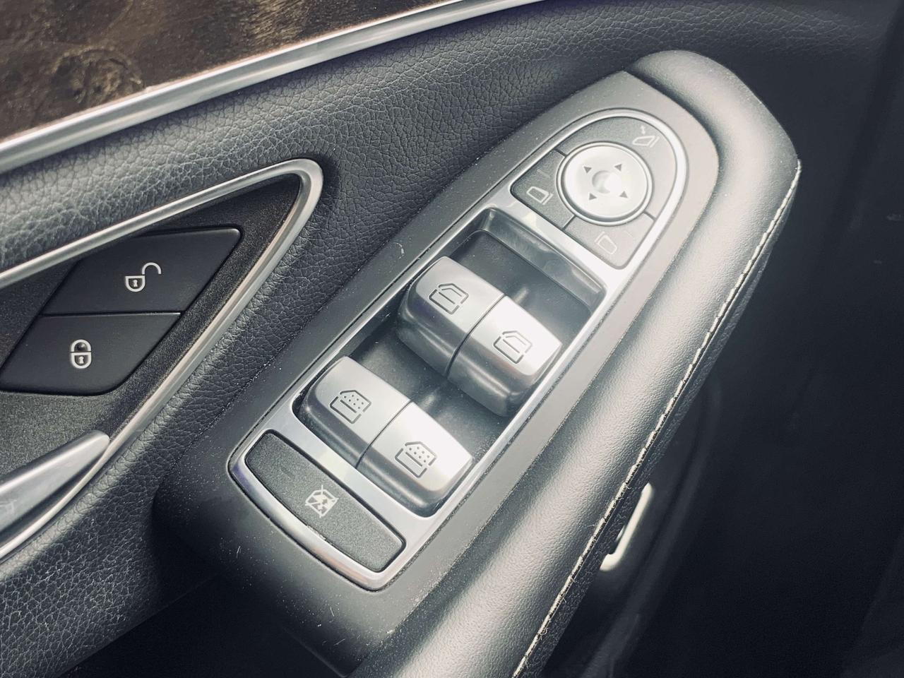 2015 Mercedes-Benz S-Class S-Class 550 AWD Enhanced Burmester ACC LDW 360Came Photo
