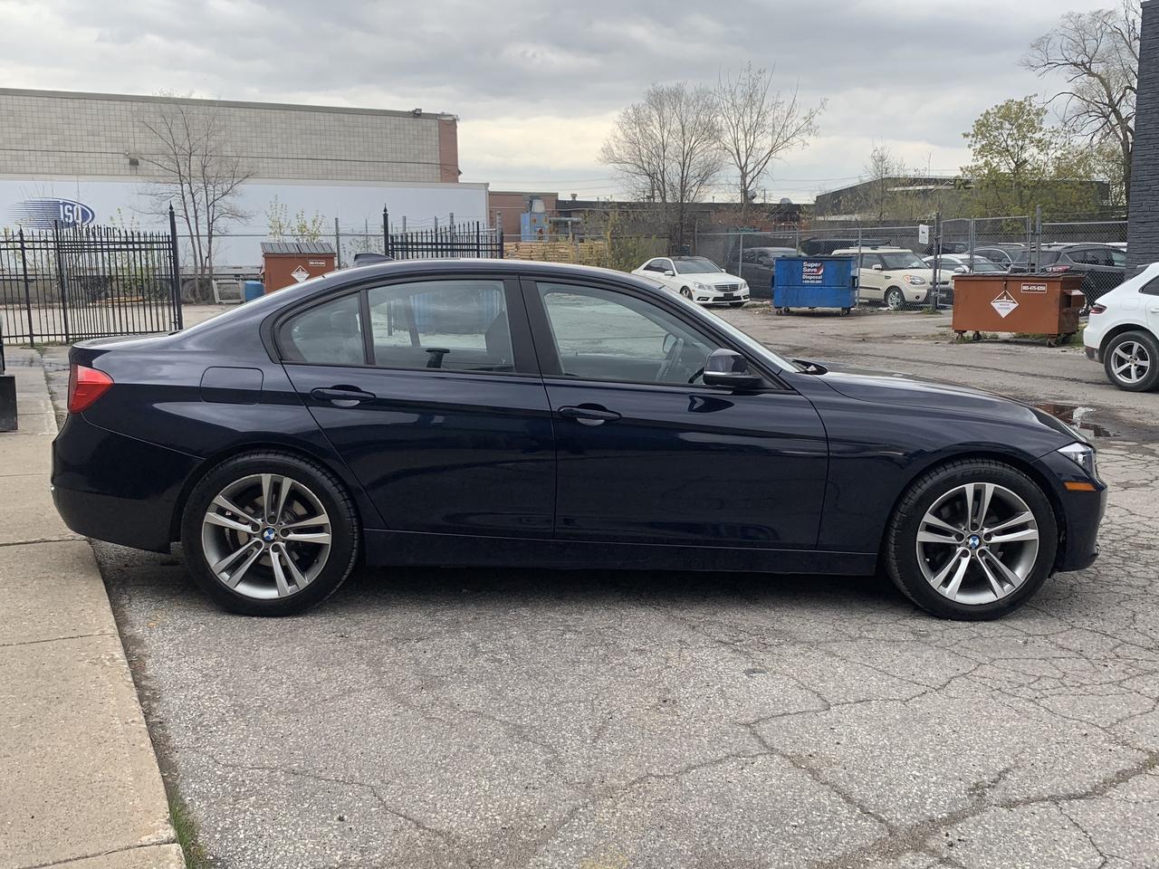 2014 BMW 3 Series 4dr Sdn 320i AWD CleanCarfax HeatedSeat LeatherSea Photo