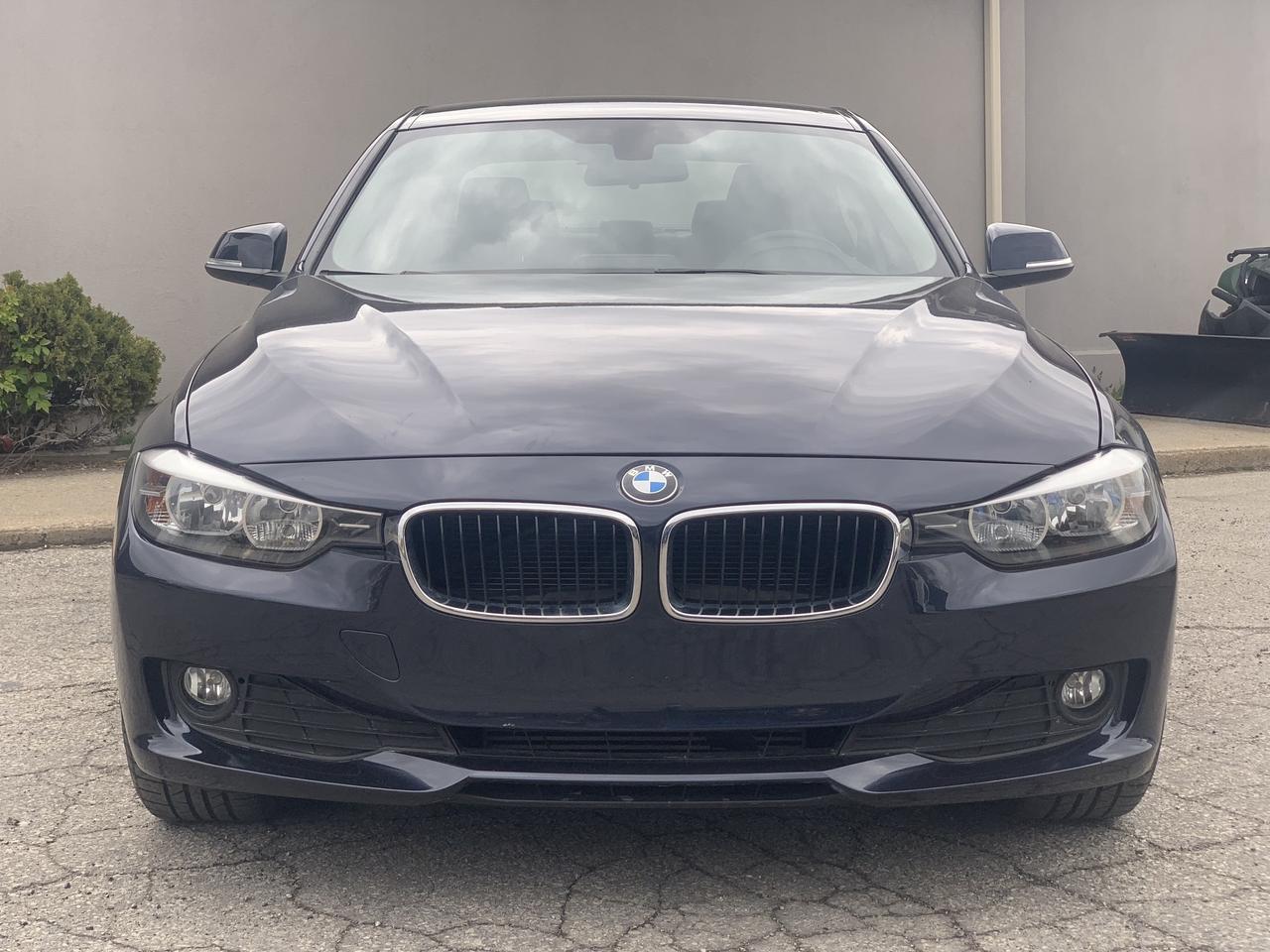 2014 BMW 3 Series 4dr Sdn 320i AWD CleanCarfax HeatedSeat LeatherSea Photo