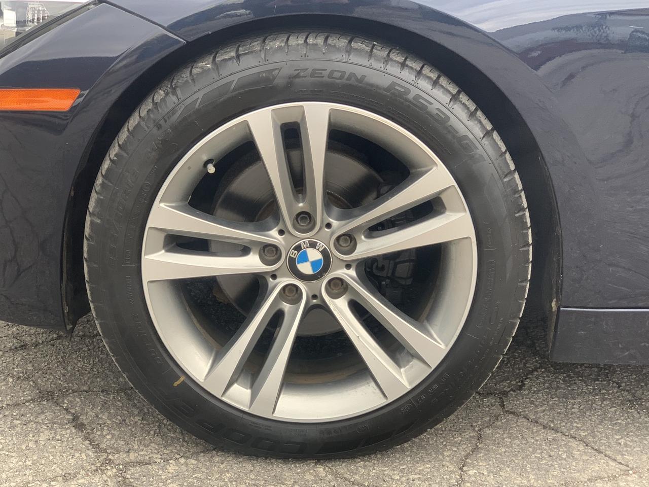 2014 BMW 3 Series 4dr Sdn 320i AWD CleanCarfax HeatedSeat LeatherSea Photo