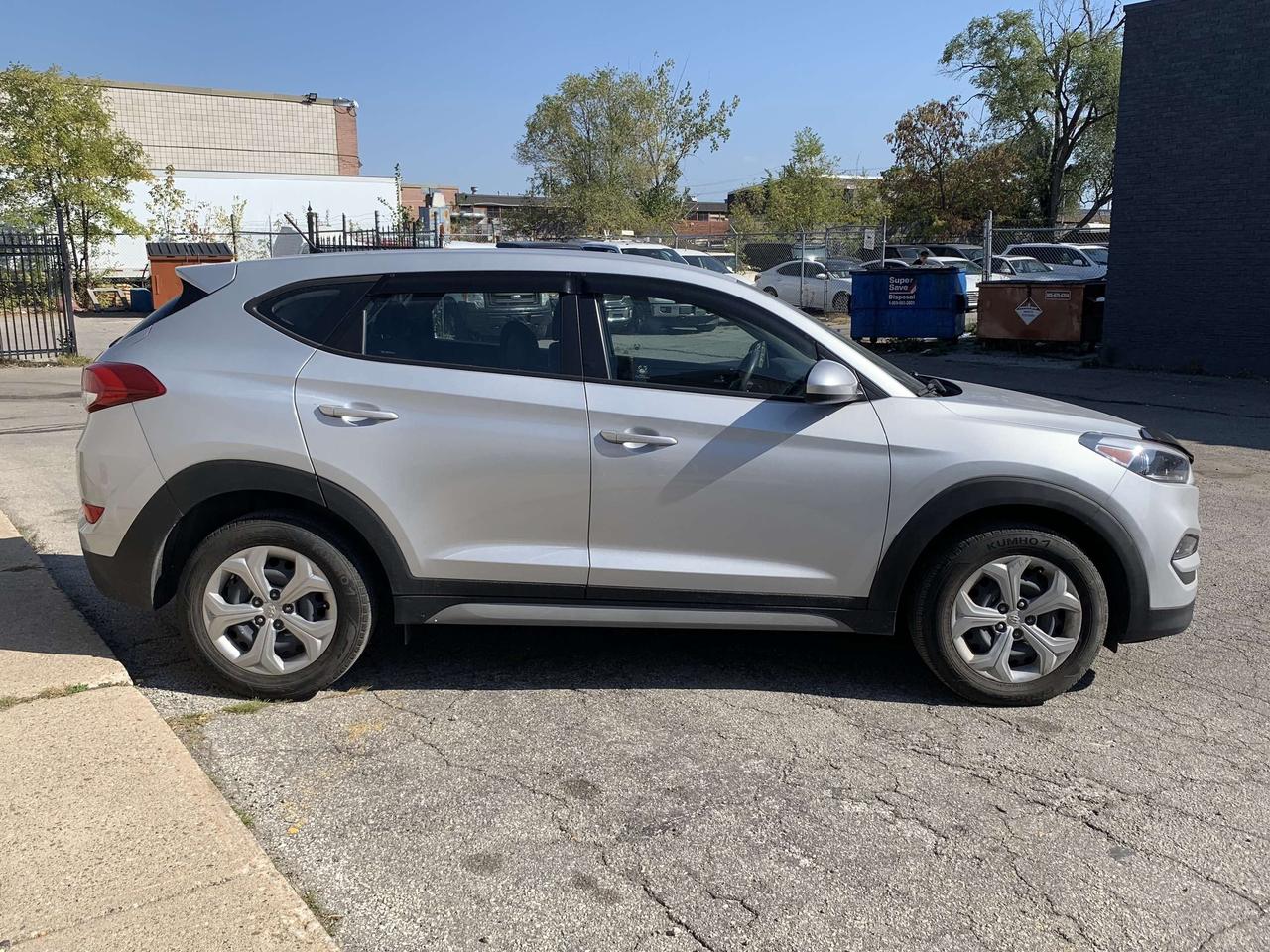 2018 Hyundai Tucson CleanCarfax Bluetooth Back-UpCamera HeatedSeat ESP Photo