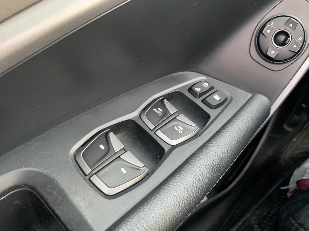 2016 Hyundai Santa Fe Sport AWD Luxury Keyless BUCamera Panoroof Leather Heats Photo