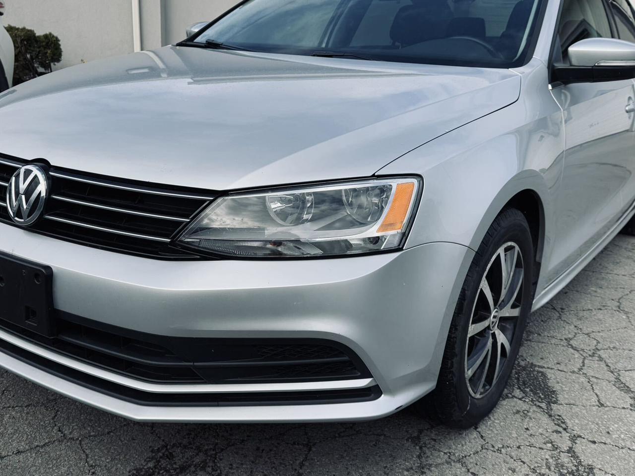 2016 Volkswagen Jetta Sedan Auto 1.8TSport  CleanCarfax BackUpCamera 2Rim&Tire Photo