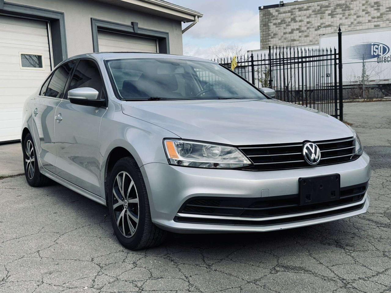 2016 Volkswagen Jetta Auto 1.8TSport  CleanCarfax BackUpCamera 2Rim&Tire Photo