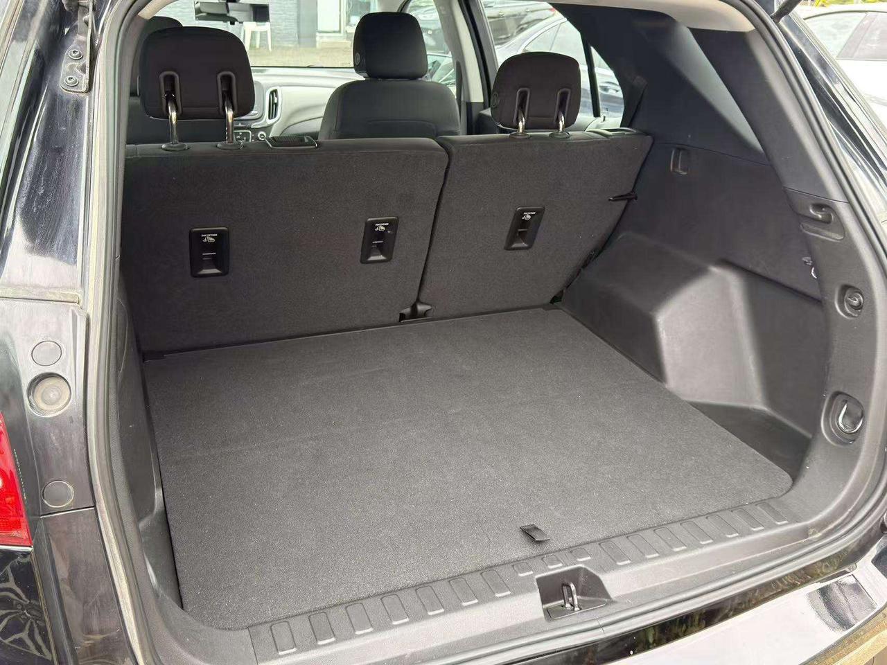 2018 Chevrolet Equinox One Owner   Clean Carfax   Low Mileage   Camera Photo
