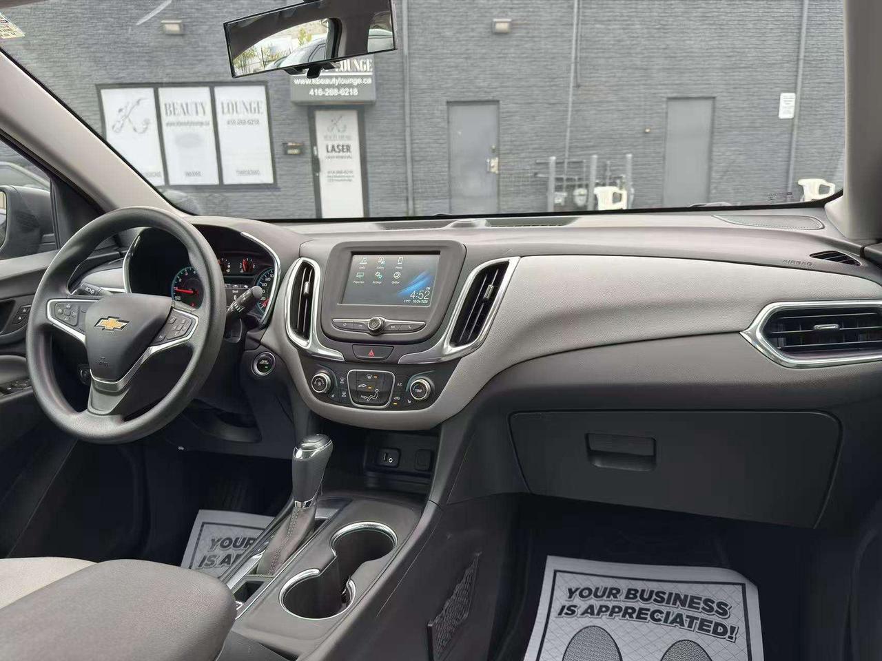 2018 Chevrolet Equinox One Owner   Clean Carfax   Low Mileage   Camera Photo