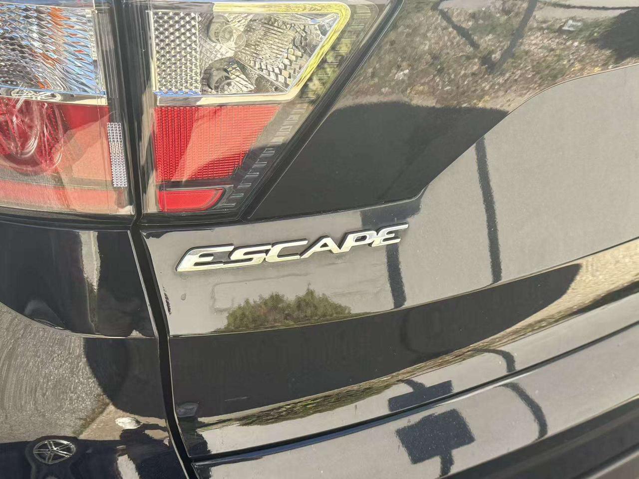 2018 Ford Escape SEL 4WD CleanCarfax Navi BackUpCamera HeatedSeat Photo