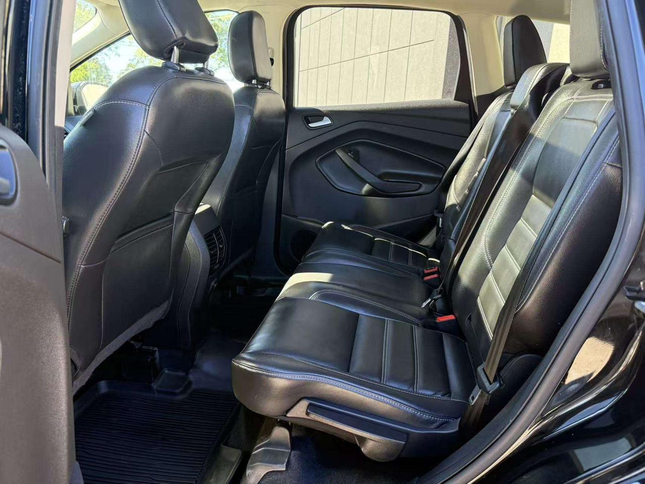2018 Ford Escape SEL 4WD CleanCarfax Navi BackUpCamera HeatedSeat Photo