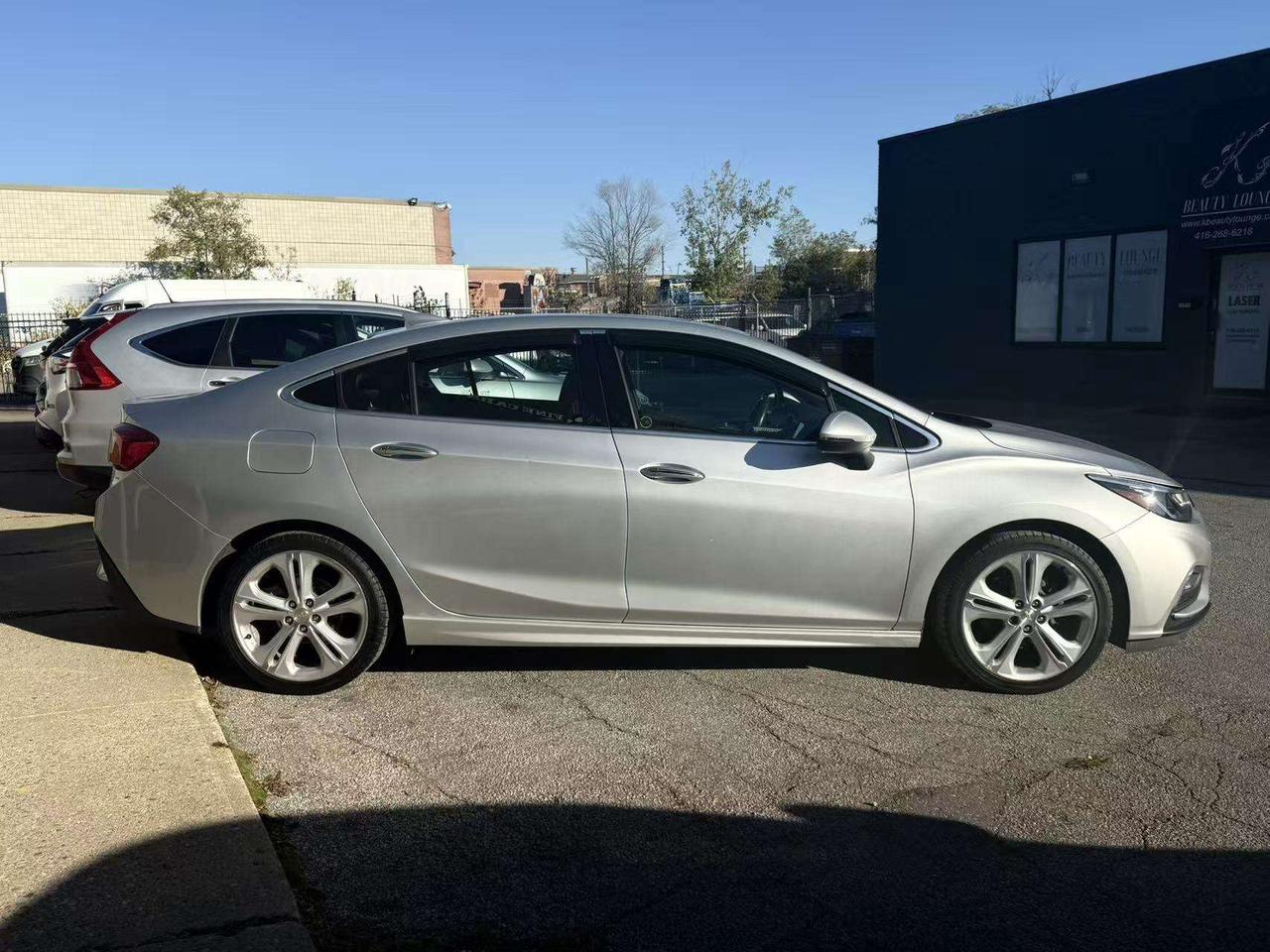 2018 Chevrolet Cruze RS Premier BlindSpot CollisionWarning LaneKeep KEY Photo