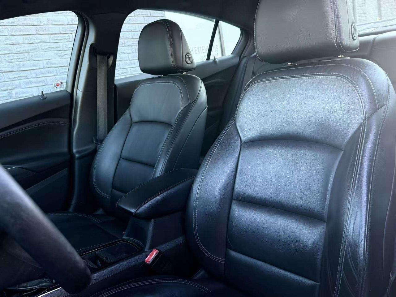 2018 Chevrolet Cruze RS Premier BlindSpot CollisionWarning LaneKeep KEY Photo