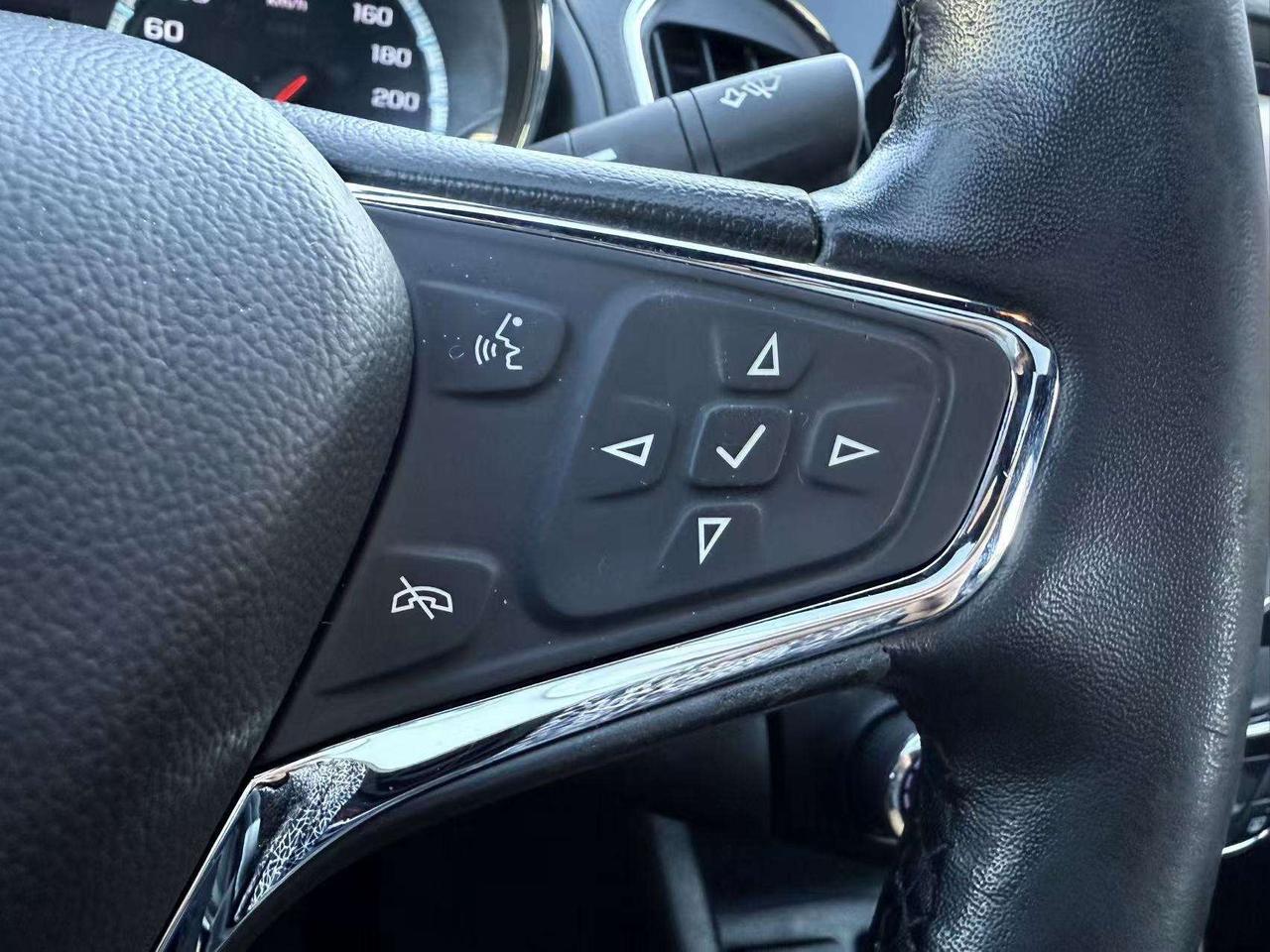 2018 Chevrolet Cruze RS Premier BlindSpot CollisionWarning LaneKeep KEY Photo
