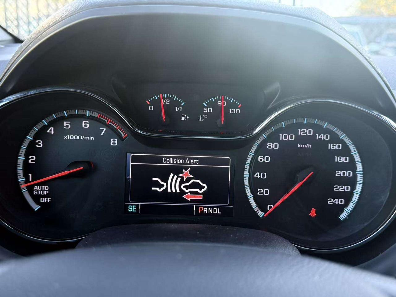 2018 Chevrolet Cruze RS Premier BlindSpot CollisionWarning LaneKeep KEY Photo