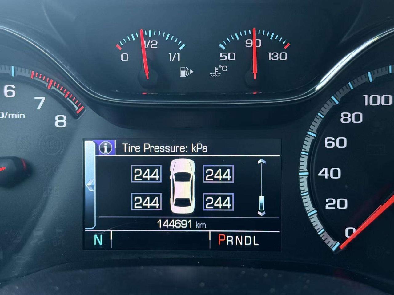 2018 Chevrolet Cruze RS Premier BlindSpot CollisionWarning LaneKeep KEY Photo