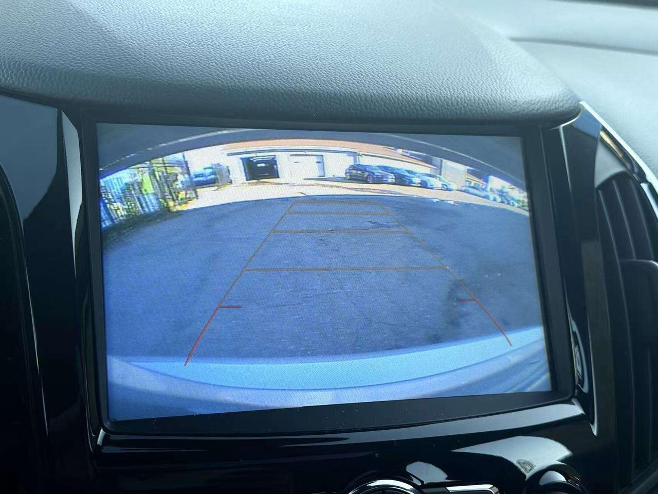2018 Chevrolet Cruze RS Premier BlindSpot CollisionWarning LaneKeep KEY Photo